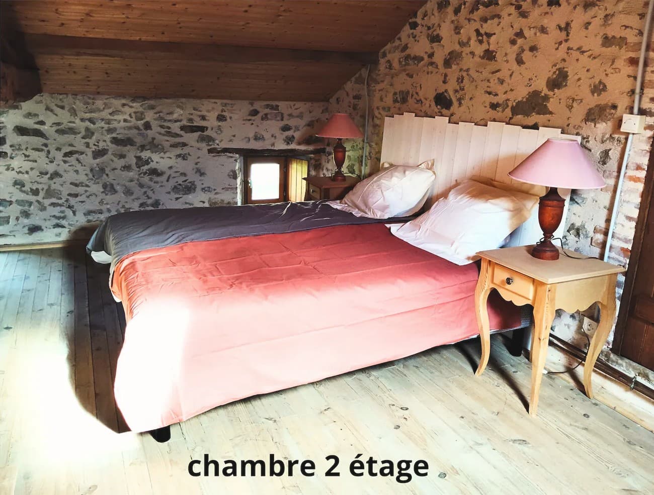 la-foret-sur-sevre-gite-la-longere-du-plessis-mornay-chambre2
