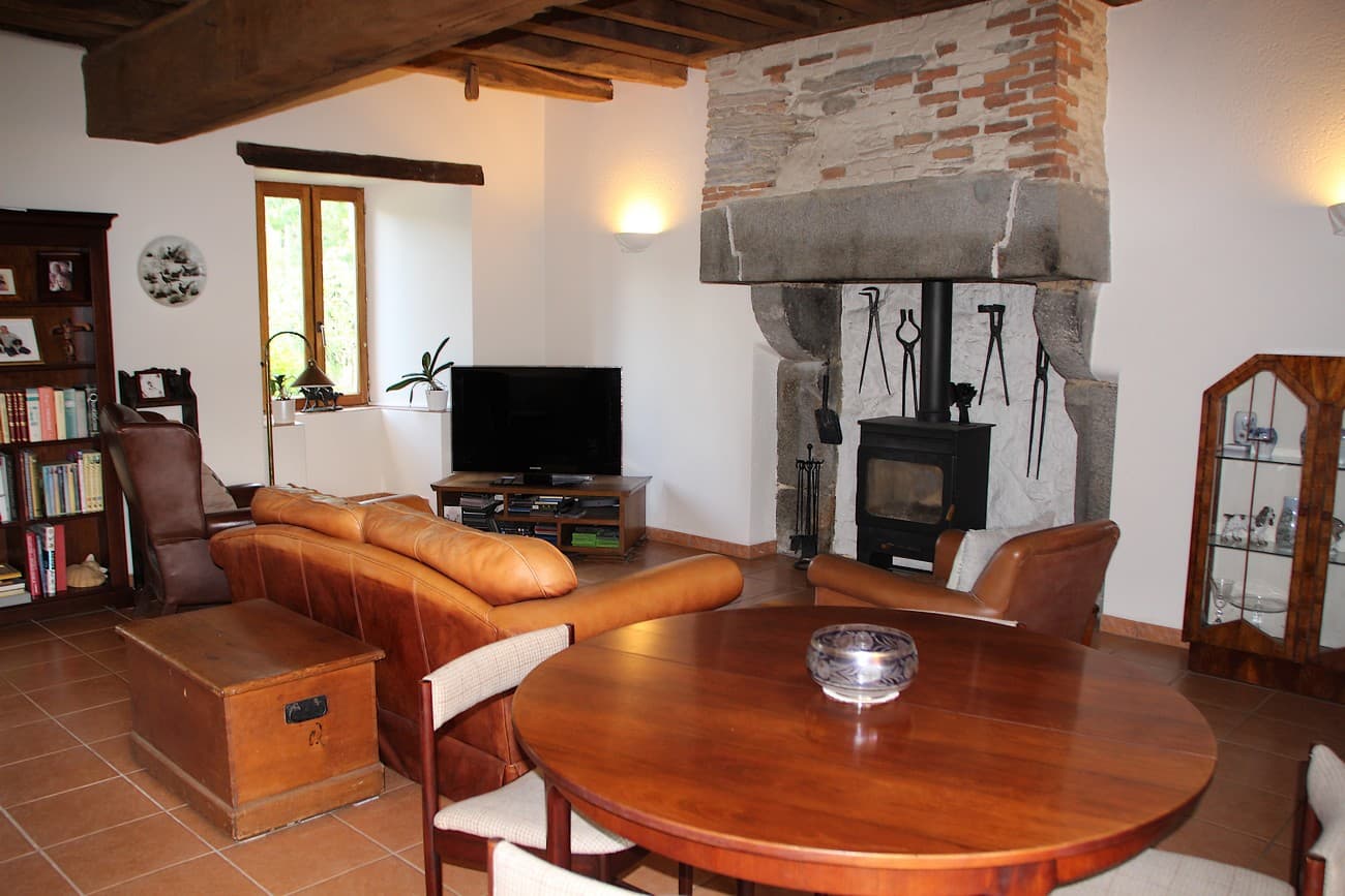 la-foret-sur-sevre-la-ronde-gite-des-chirons-salon