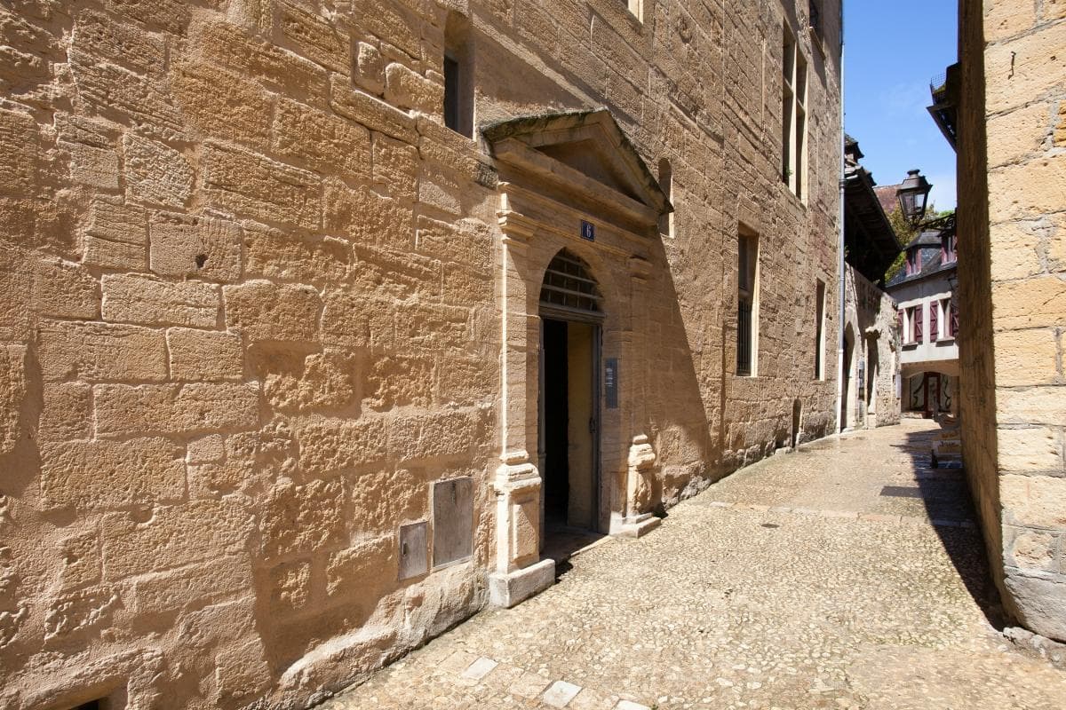 le genis - appartement de charme - 4 pers - a sarlat