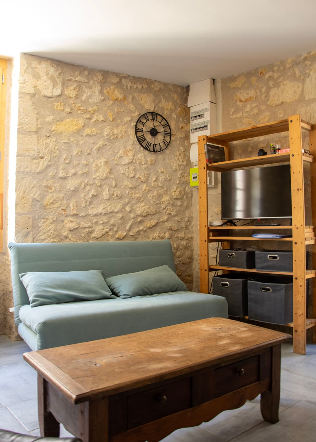 maison-de-famille-gite-mussidan-télévision-tourisme-vallee-isle