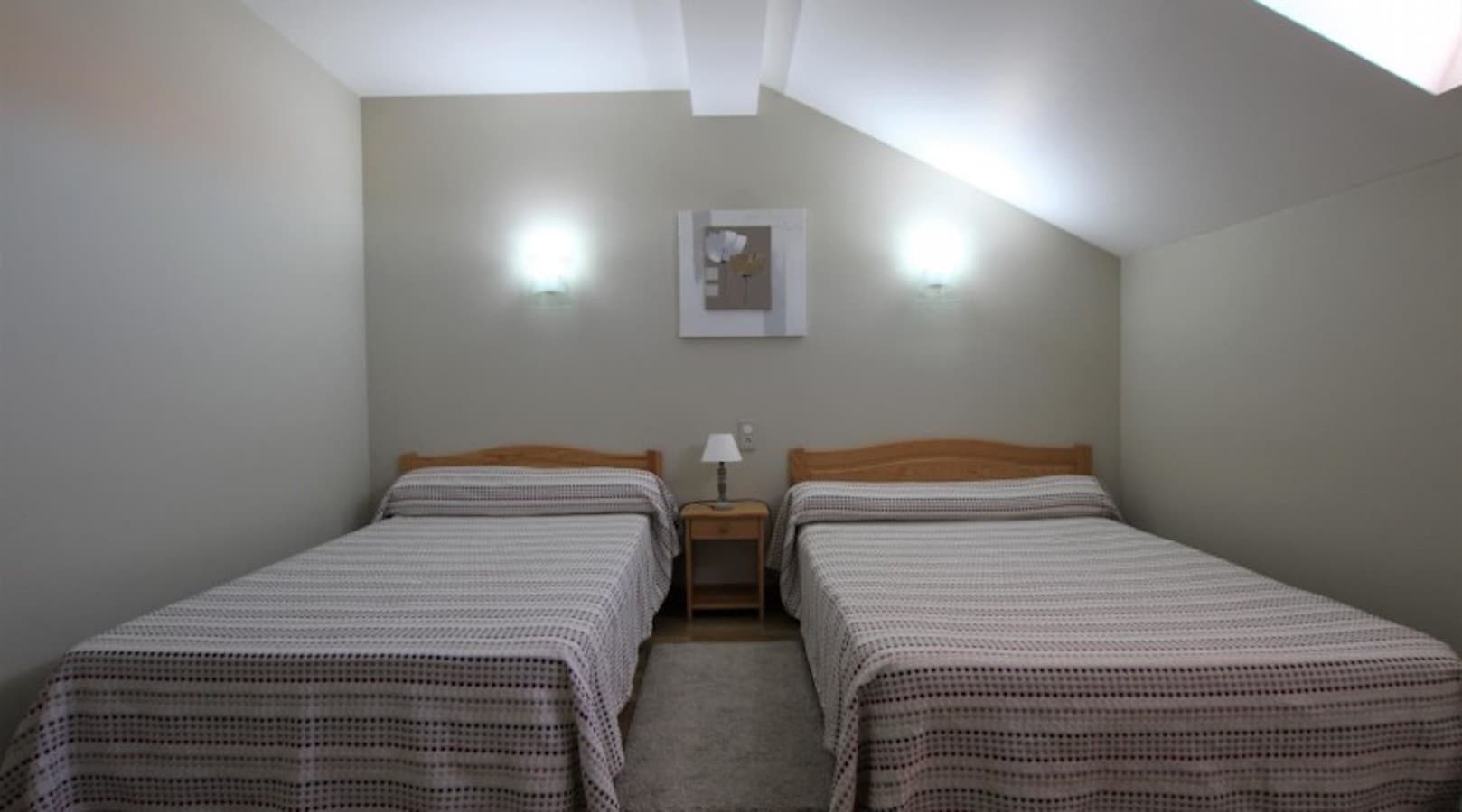 maison-salla-austeya-chambre-deux-lits-single-juxue