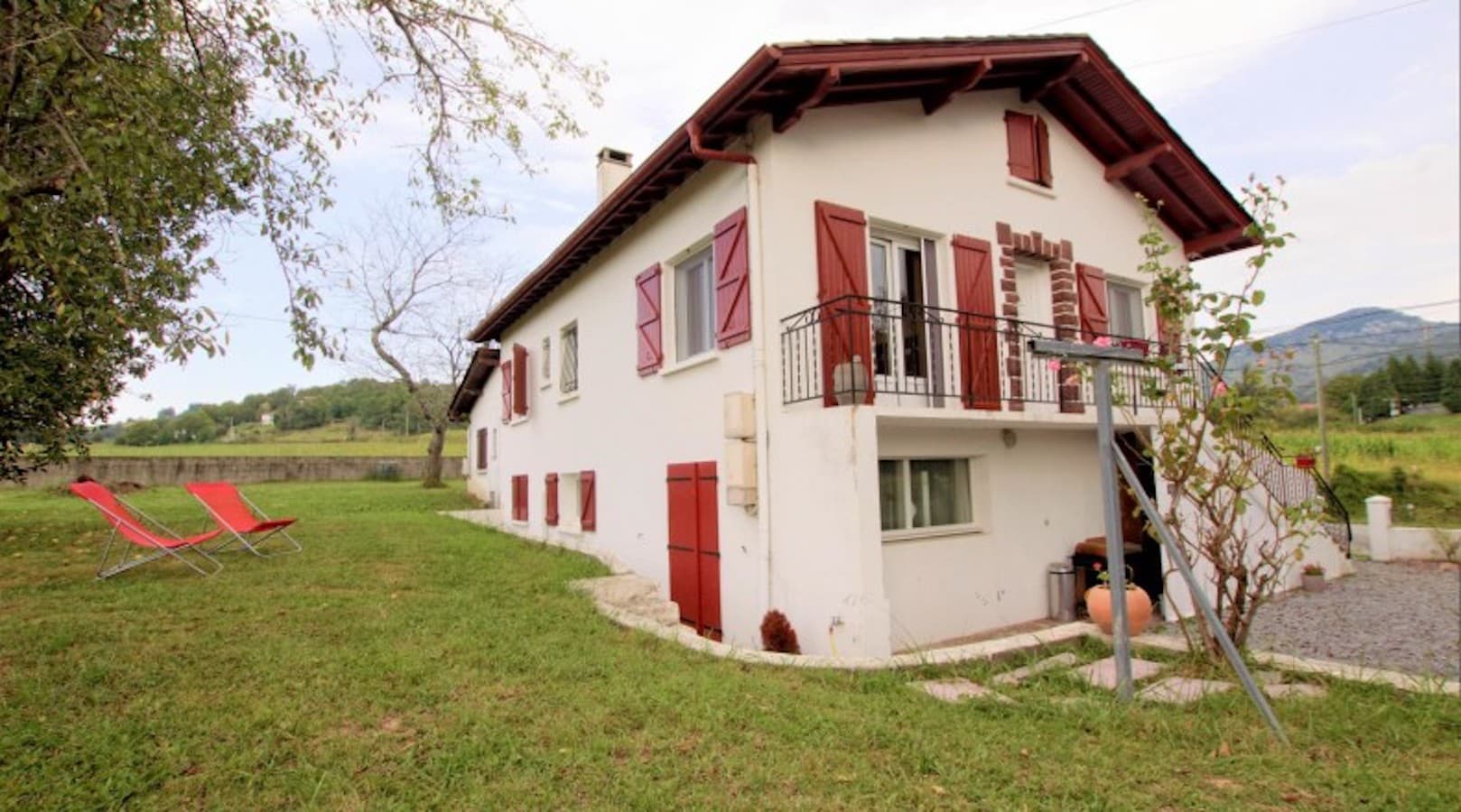 maison-tafernaberry-vue-bussunarits