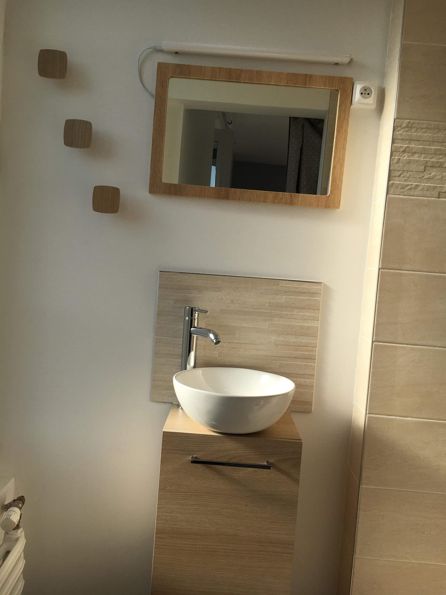 mauleon-gite-izalin-lavabo