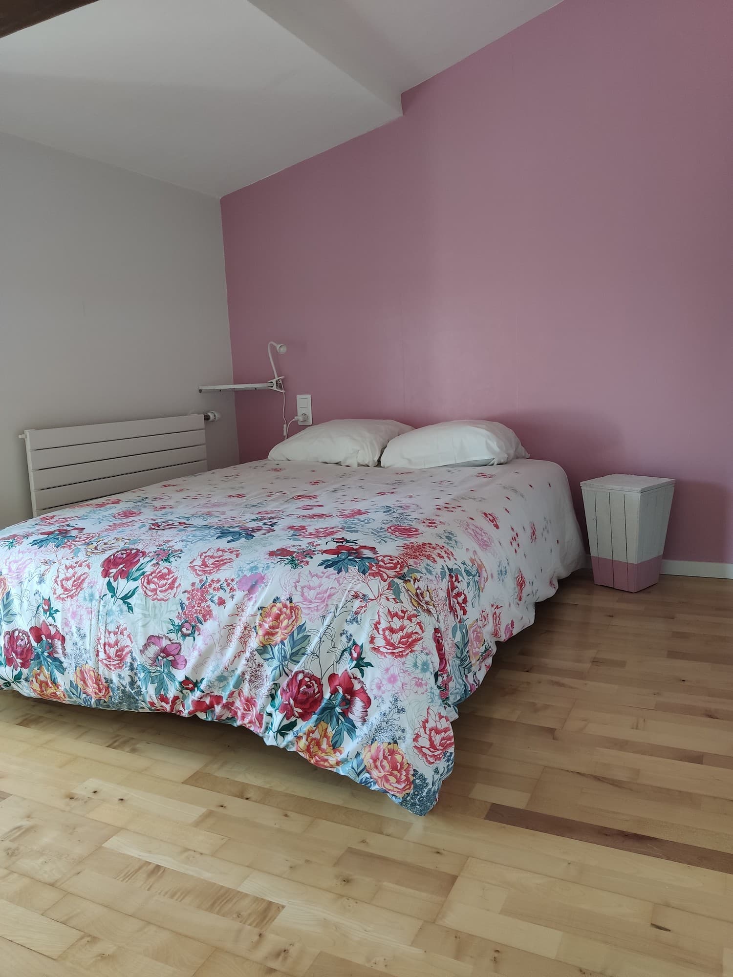 mauleon-gite-les-pieds-dans-lherbe-chambre2