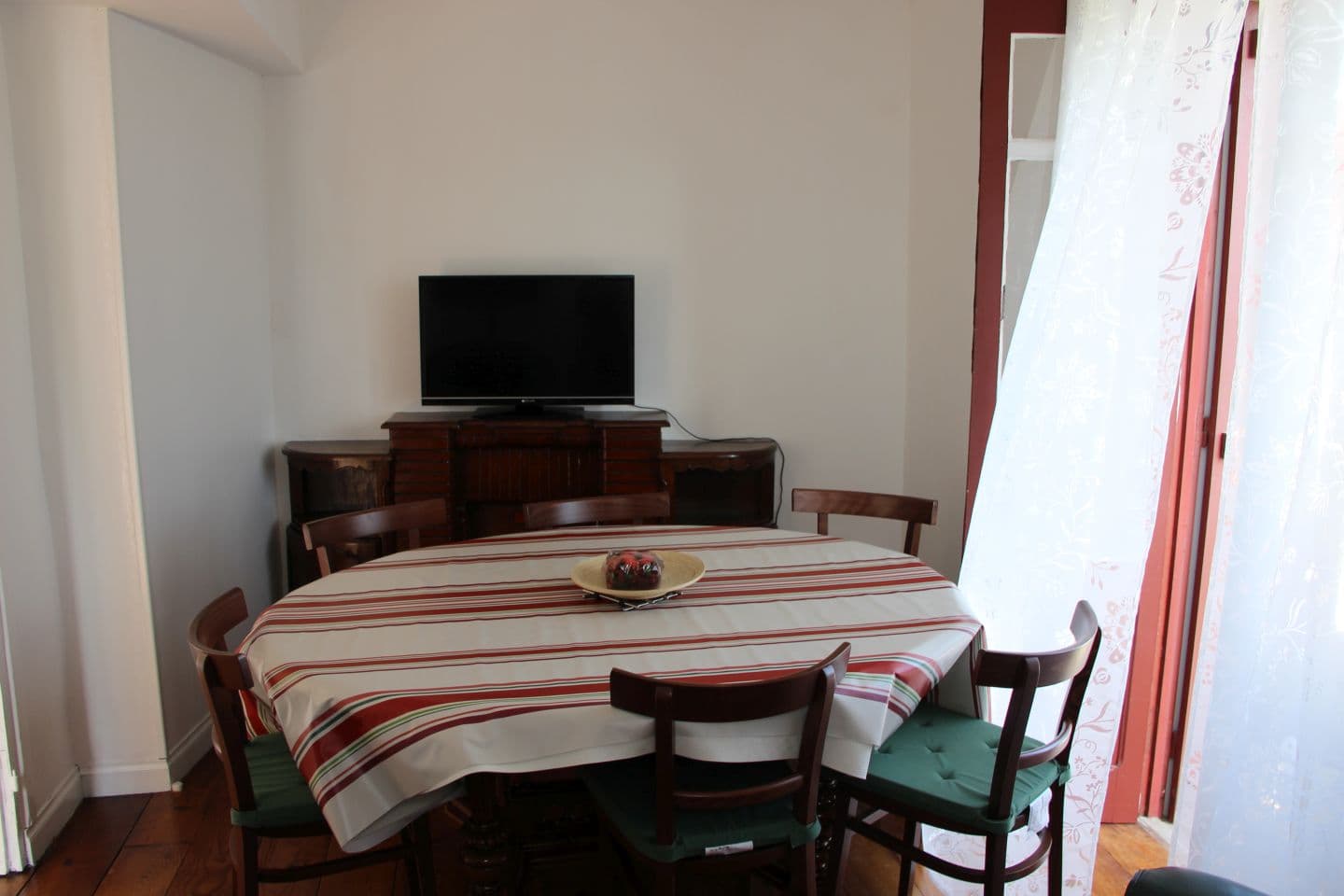 mestelan salle a manger