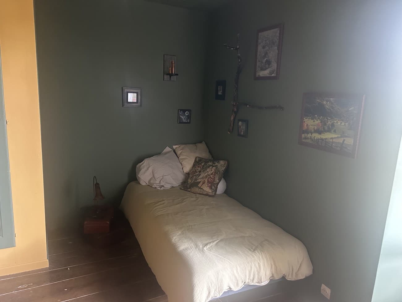 moncoutant-sur-sevre-chambres-d-hotes-les-ceramiques-de-puy-jean-chambre-fougere