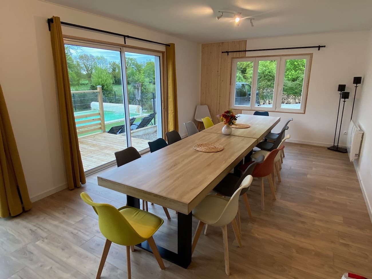 moncoutant-sur-sevre-gite-callinora-salle-a-manger