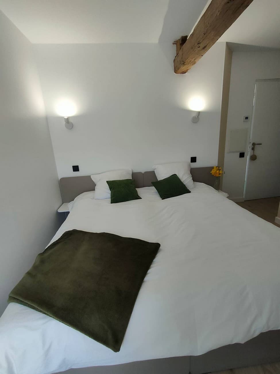 nueil-les-aubiers-grand-gite-de-la-guetiere-chambre4