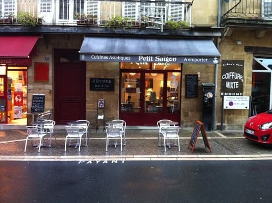 Le Petit Saigon