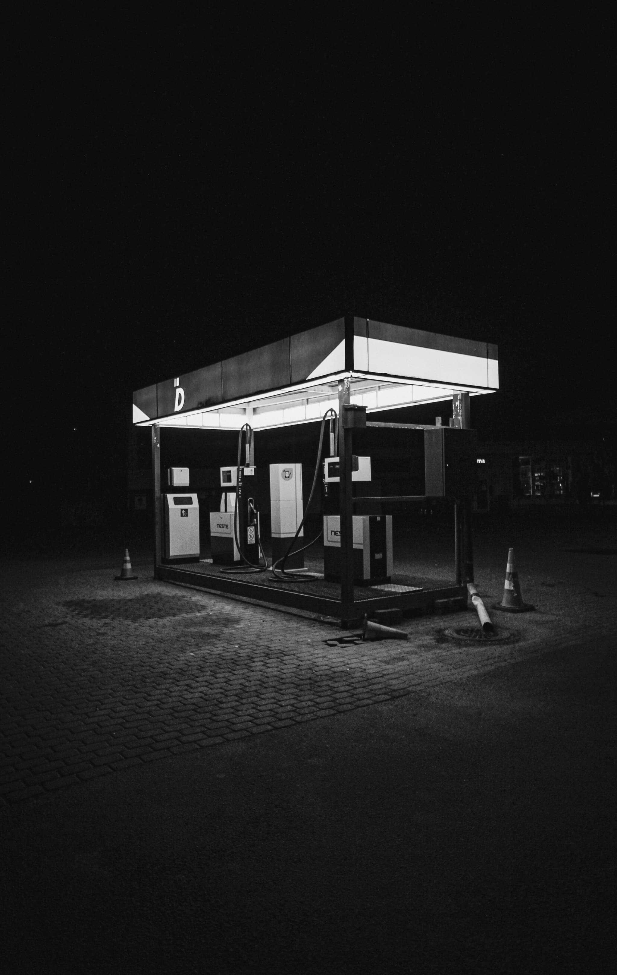 pexels-vaino-parjanen-1349888-3853870