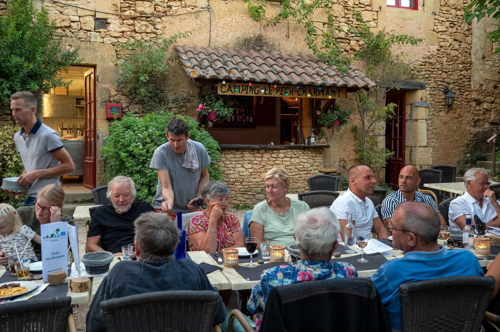 photo 4 terrasse restaurant (1)©Michel Pérès
