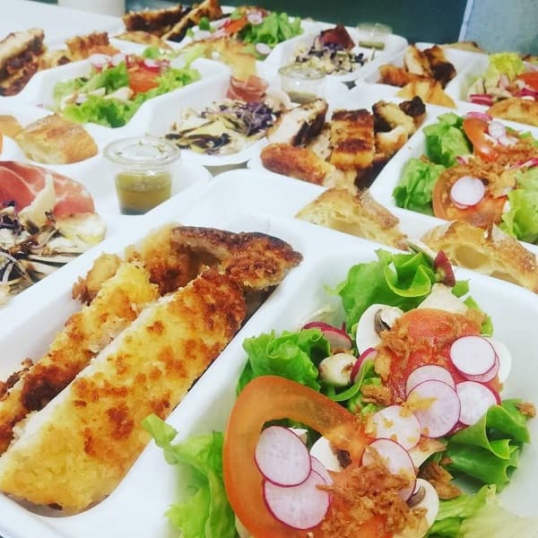 plateaux repas cocottes à pois