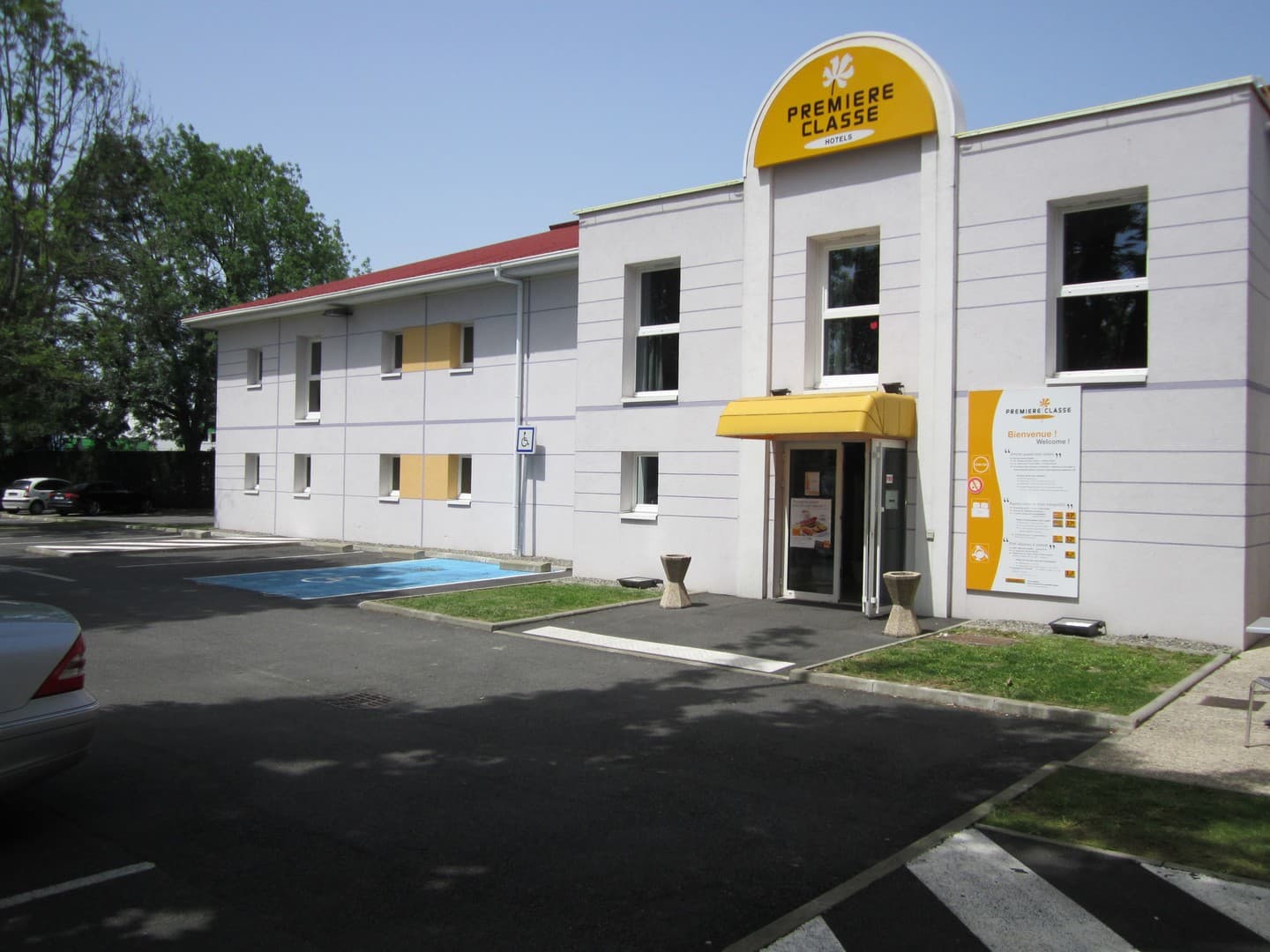 Hôtel Première Classe Pau Bizanos - Façade