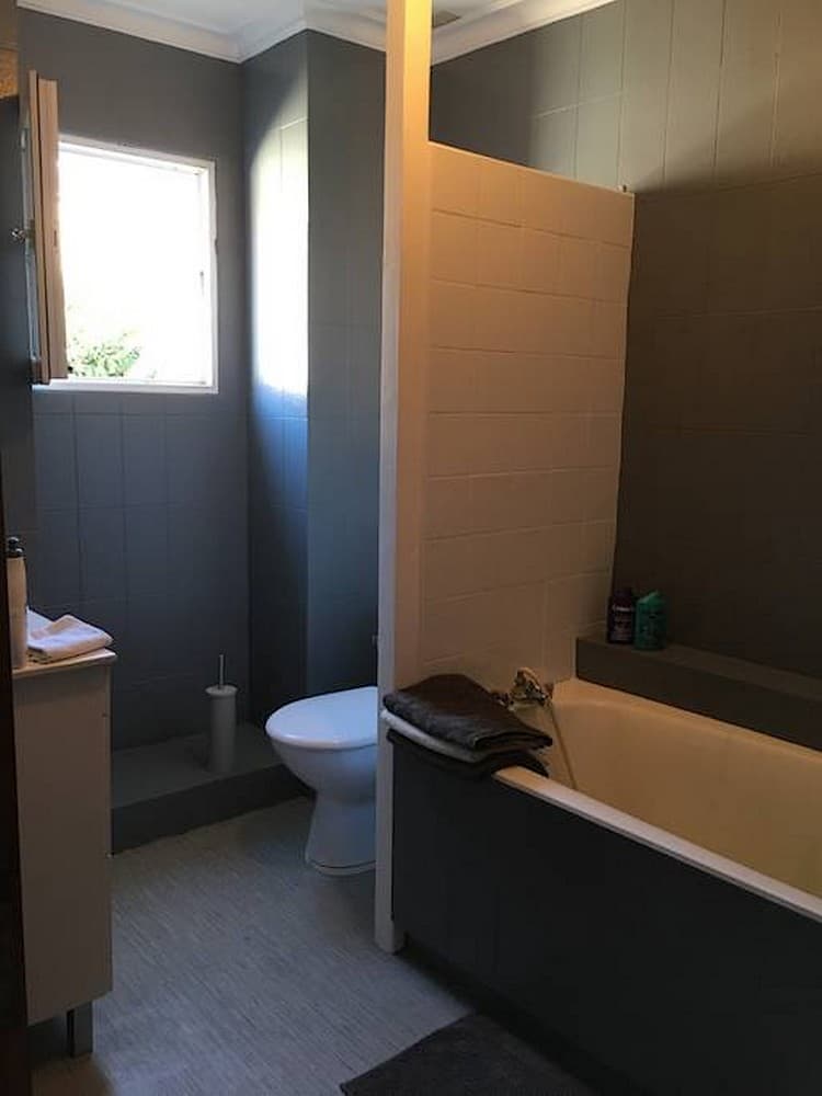 saint-amand-sur-sevre-gite-10-15-min-du-puy-du-fou-salle-de-bain