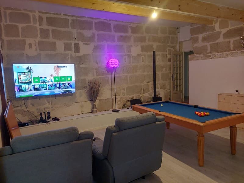 saint colomb de lauzun-chambres dhotes detente au pays de lauzun-salle de jeux commune