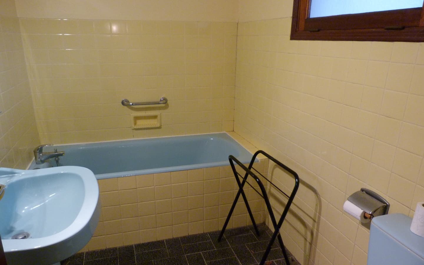 salle-de-bain3-relais-St-Antoine location Musculdy montagne basque
