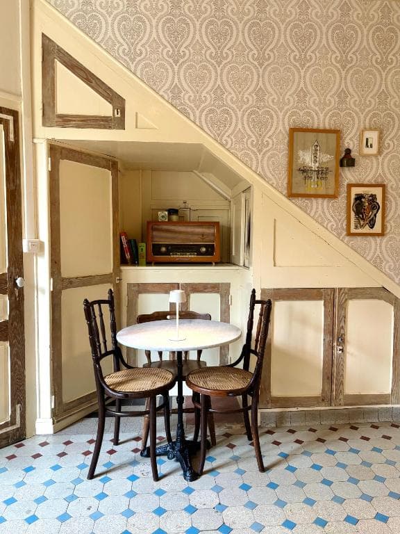 salle des petit-déjeuner et bar