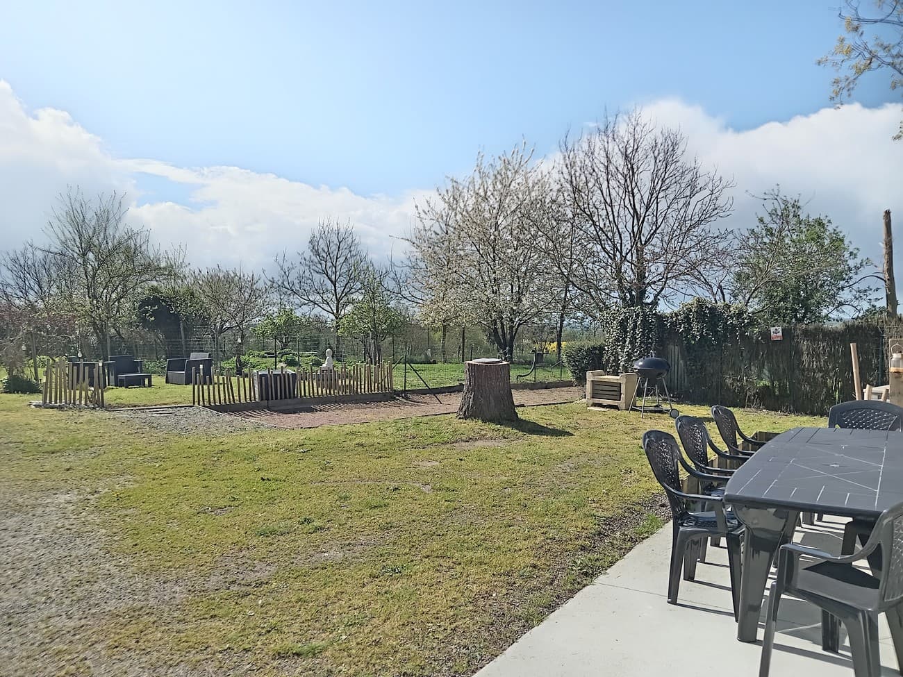 st-amand-sur-sevre-gite-la-groliere-exterieur