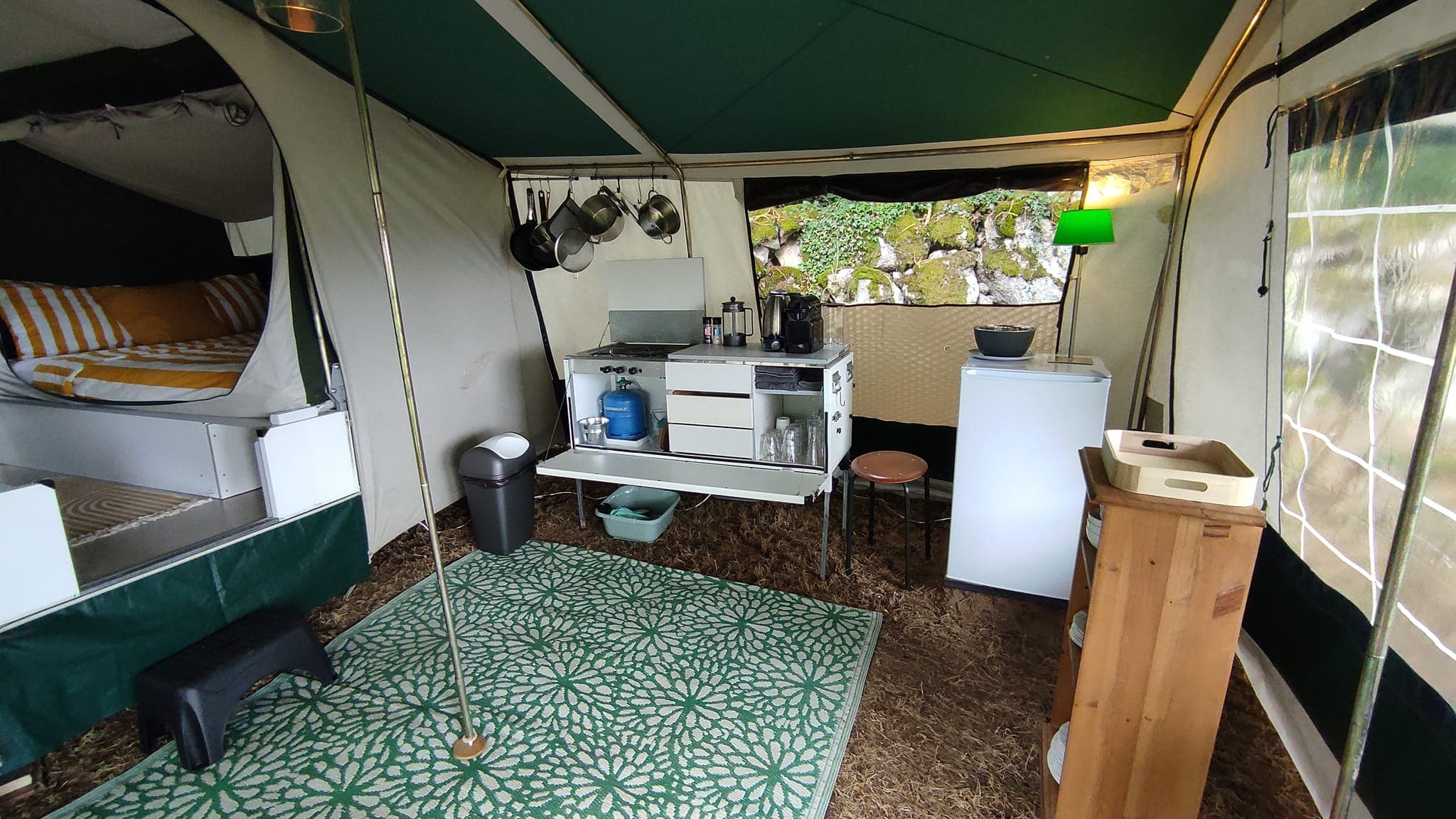 tente 3 - intérieur 2
