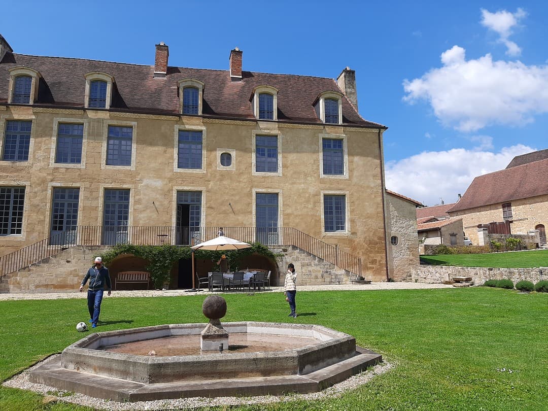villa-les-roses-jardin