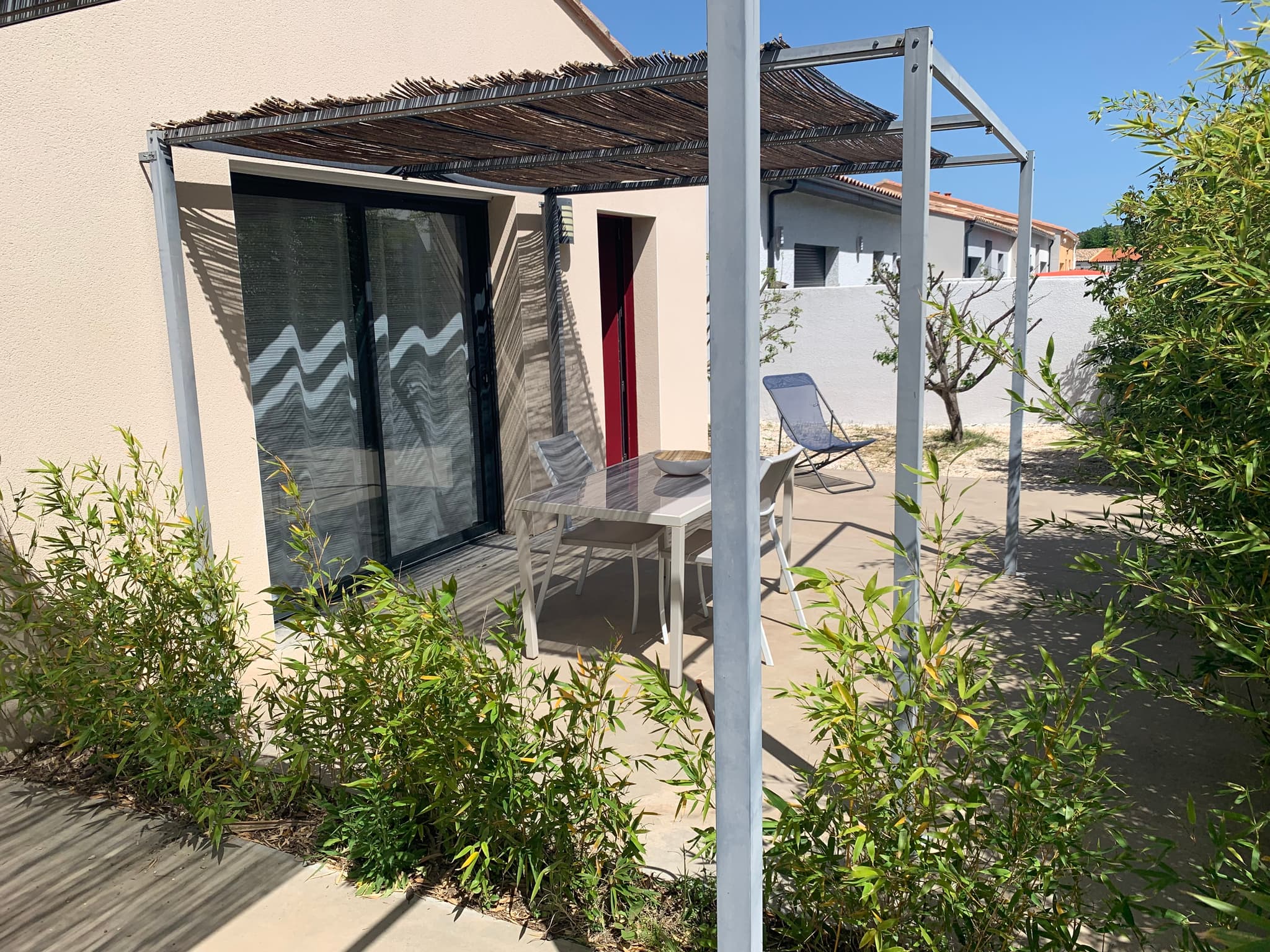 10 Serpolet B extérieur pergola
