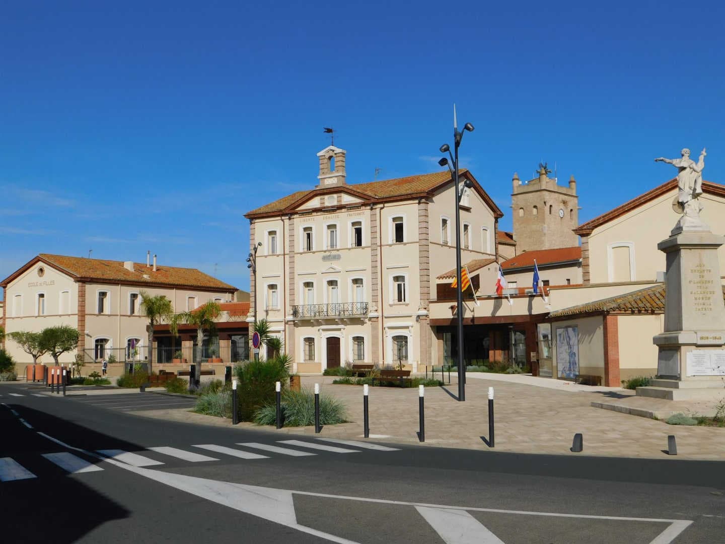 La Maison Jaune_15