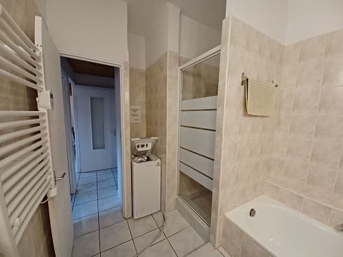 SALLE DE BAIN 311.