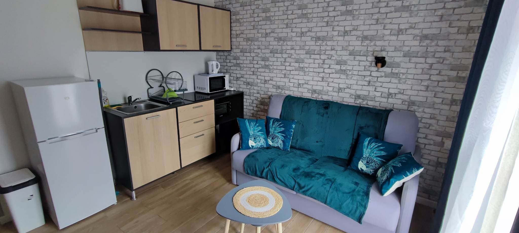 Studio 201 (1)