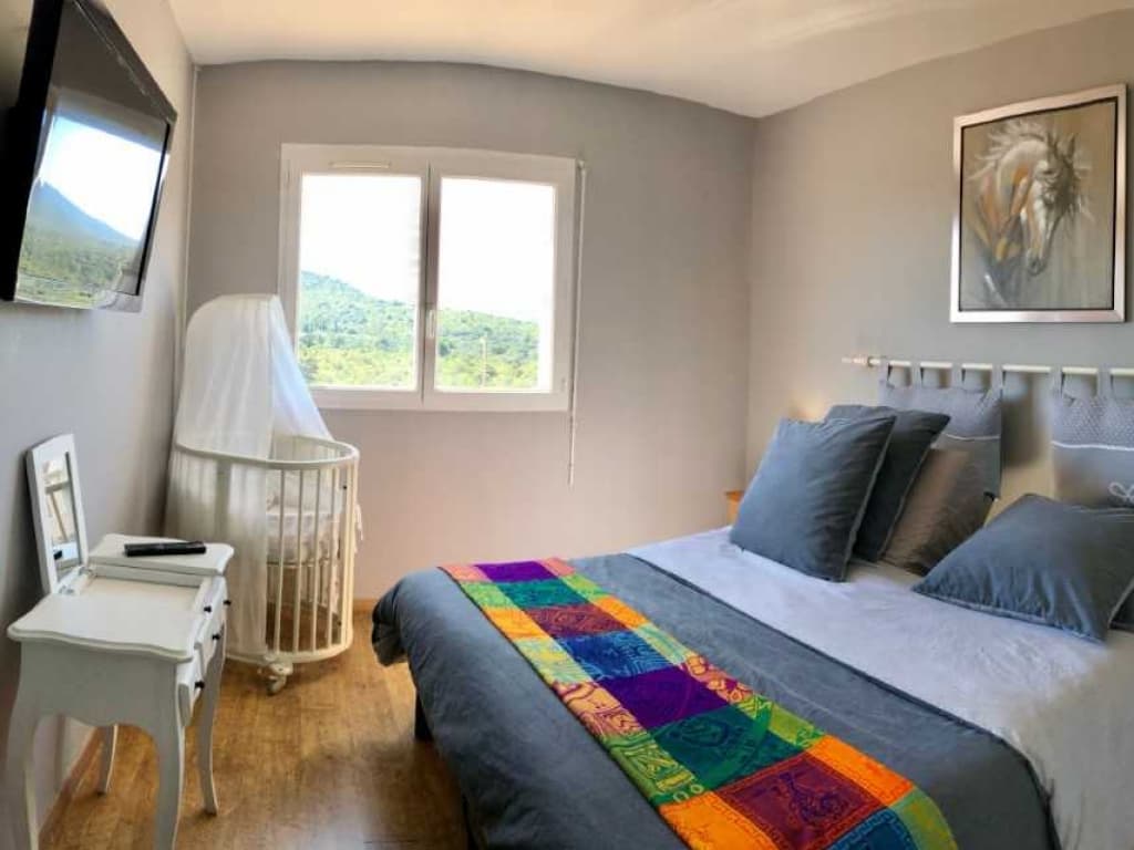 VINGRAU VILLA KEONA CHAMBRE 1