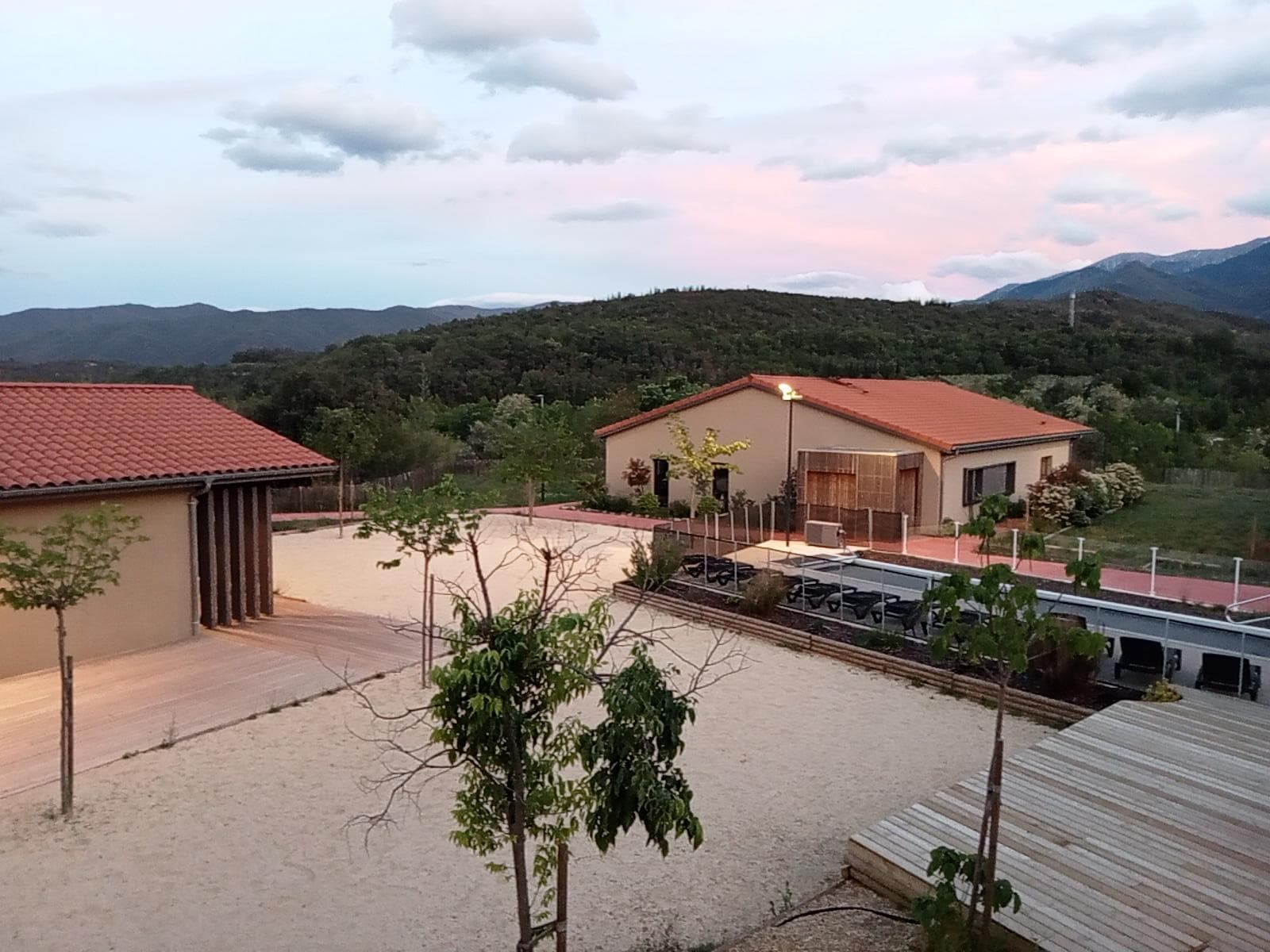 Place_village_2_4