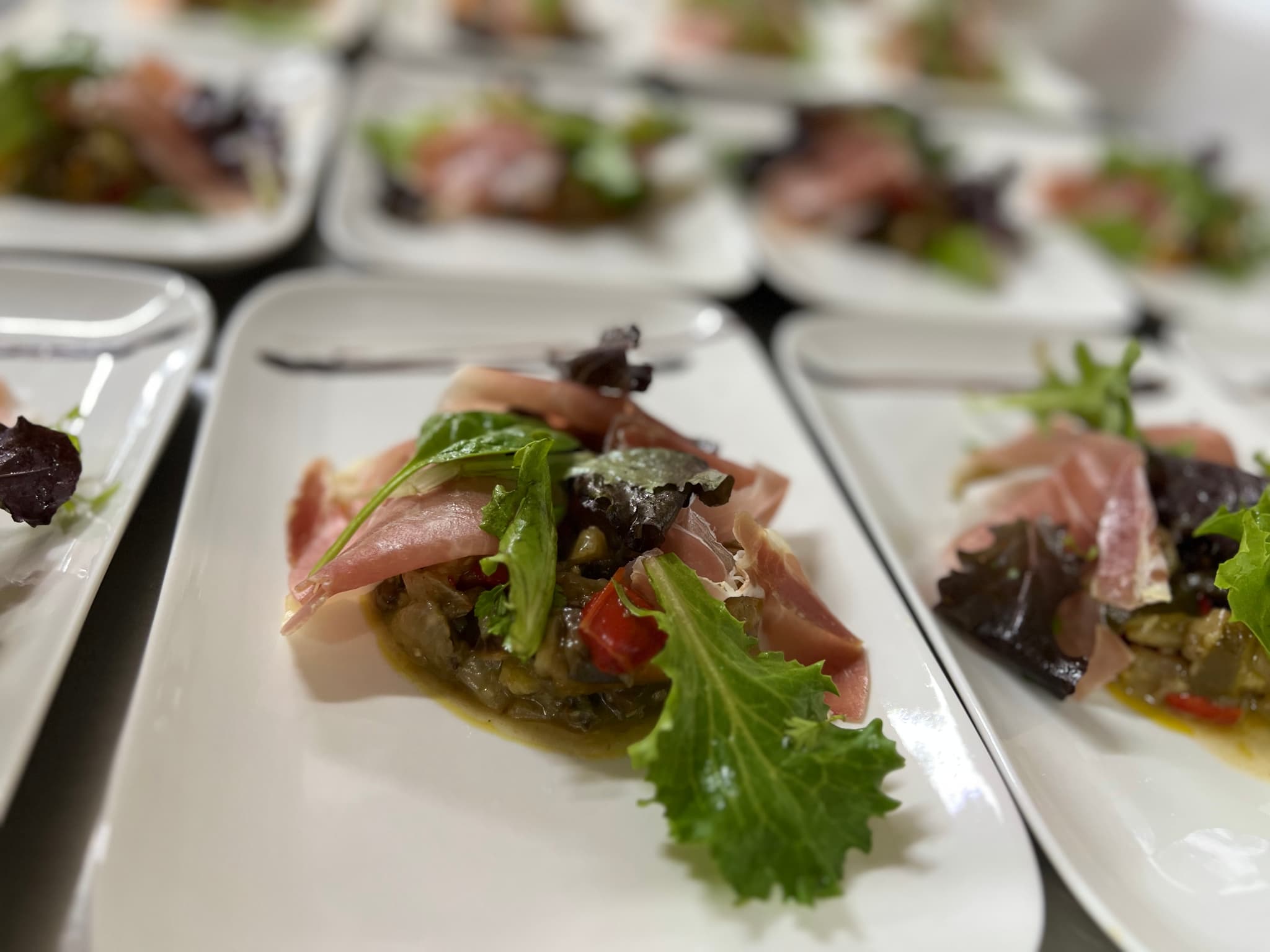 Escalivade de legumes et jambon de pays