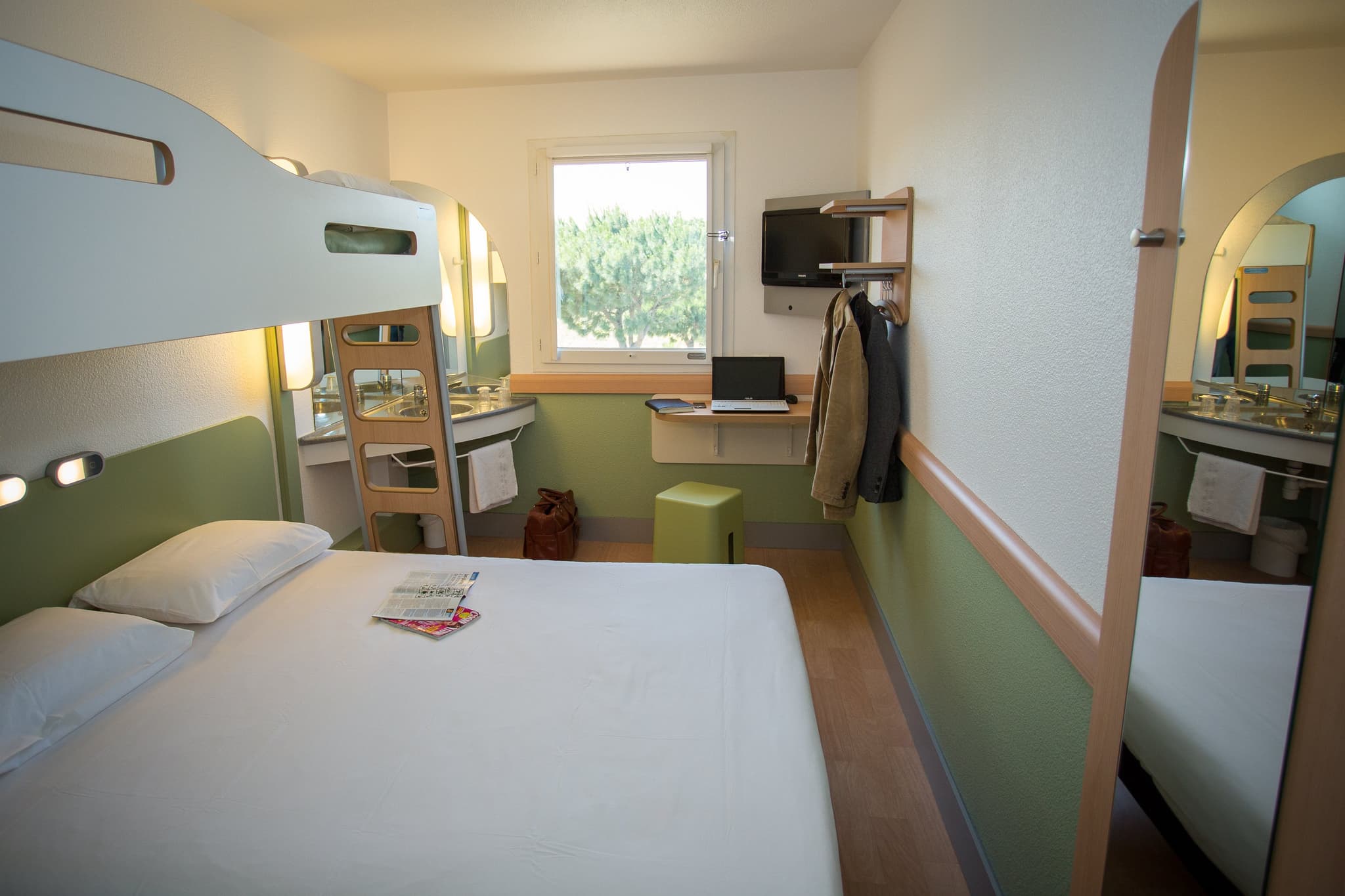 Rivesaltes hotel Ibis budget chambre