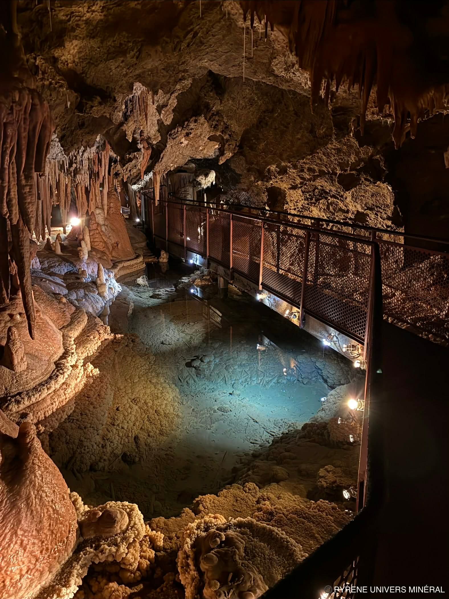 Grotte de Fontrabiouse