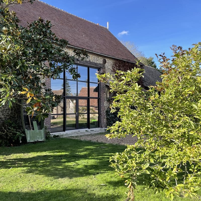1. Référence Baie vitrée Grande Maison jour ©Bréant_MoulinMasson