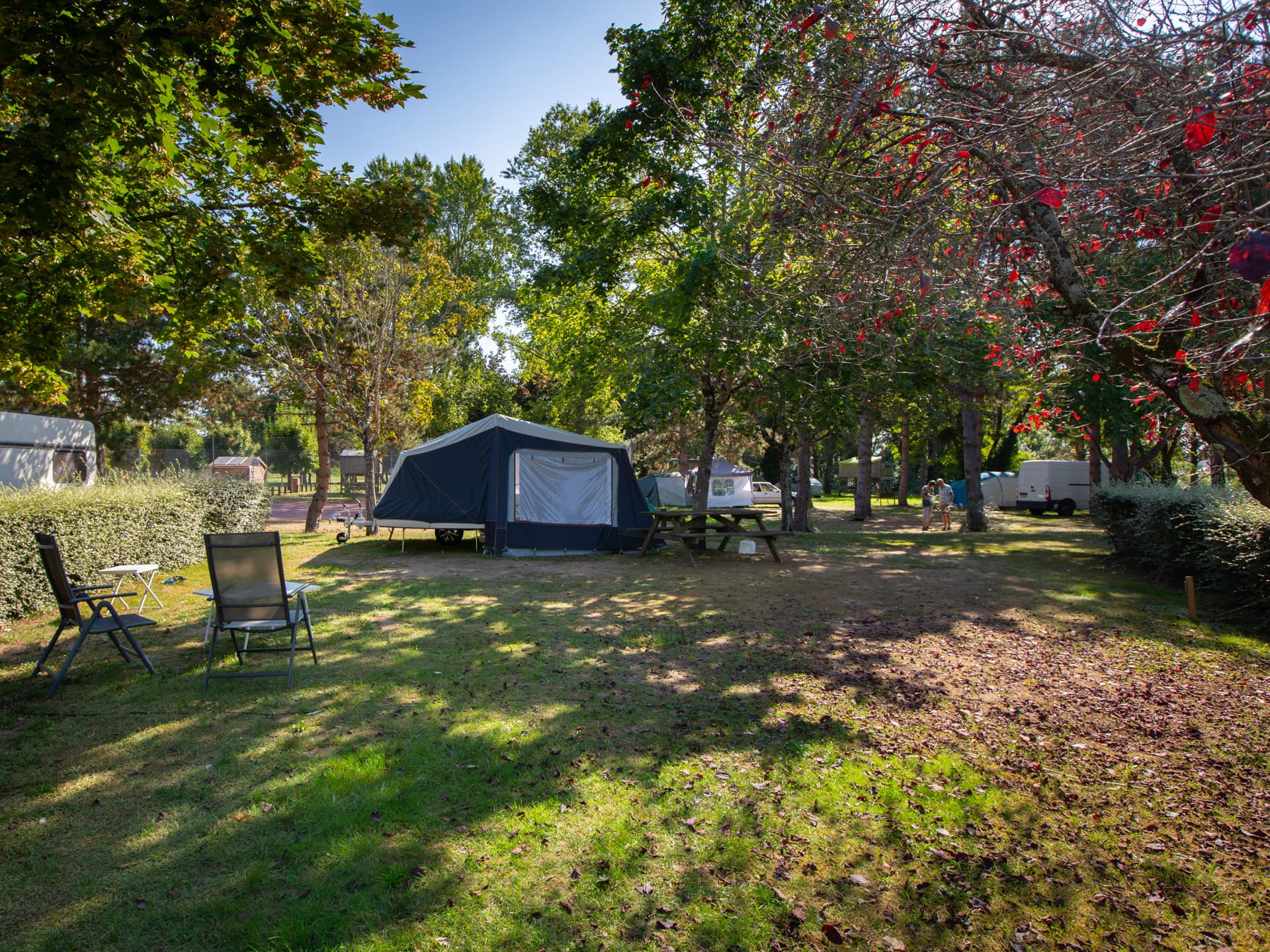 Emplacement tente - Camping le Jardin de Sully
