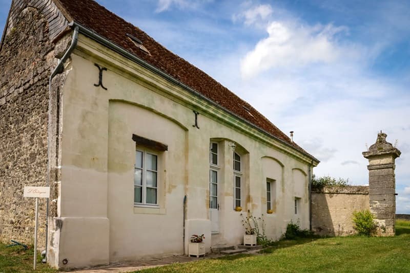 2025_Orangerie-Façade_Chemille_sur_indrois_Loches_Val_de_Loire