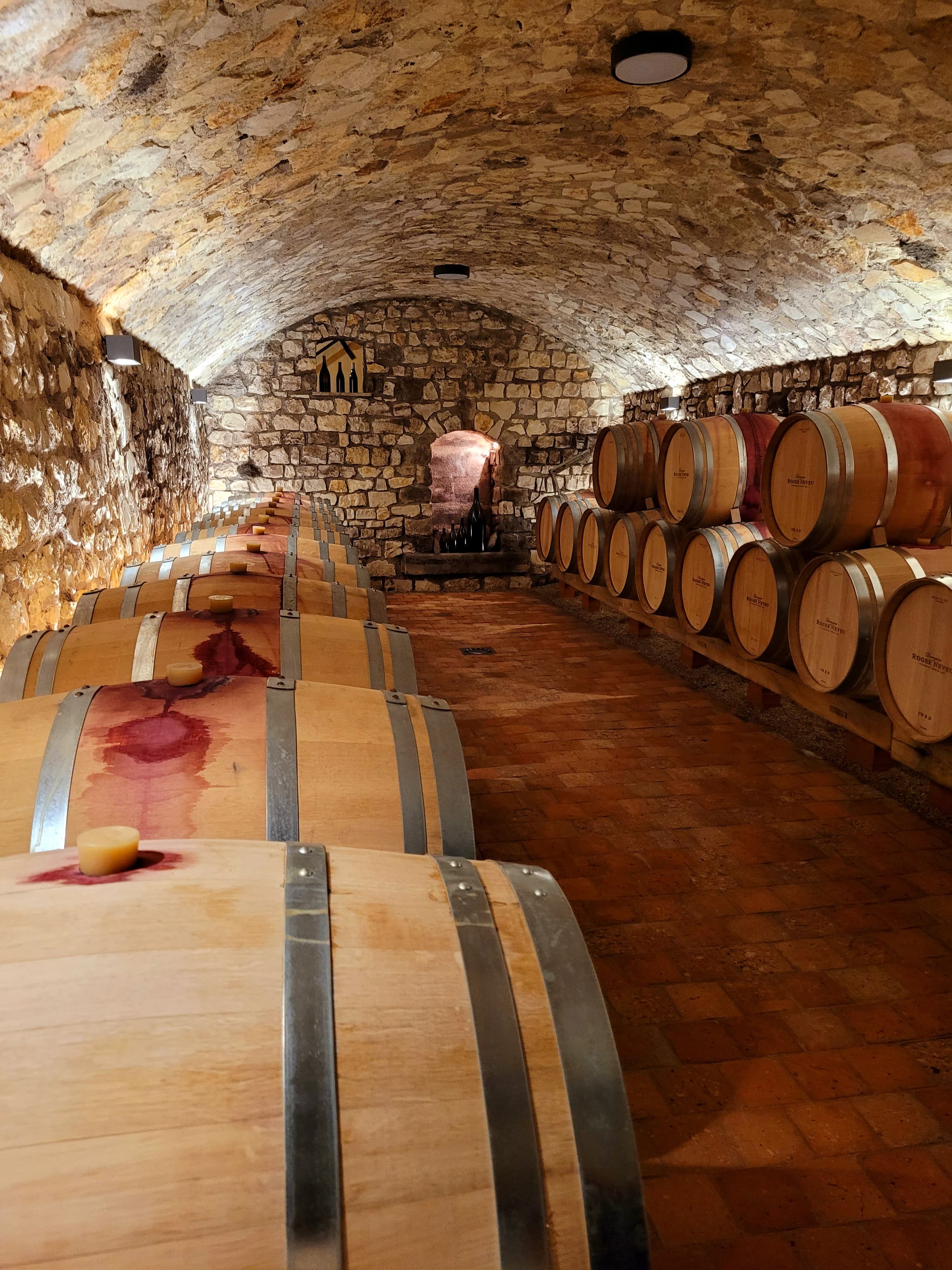 Cave Roger Neveu