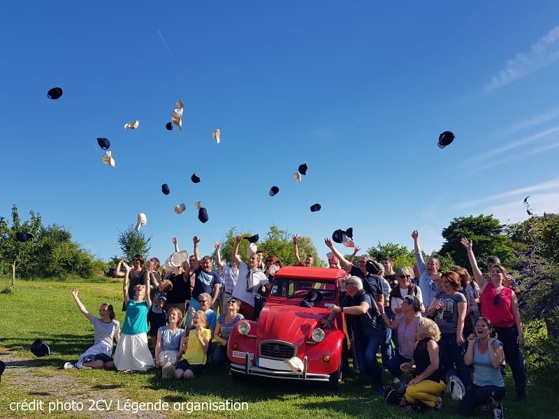 Rallye 2CV en famille - Dierre, France.