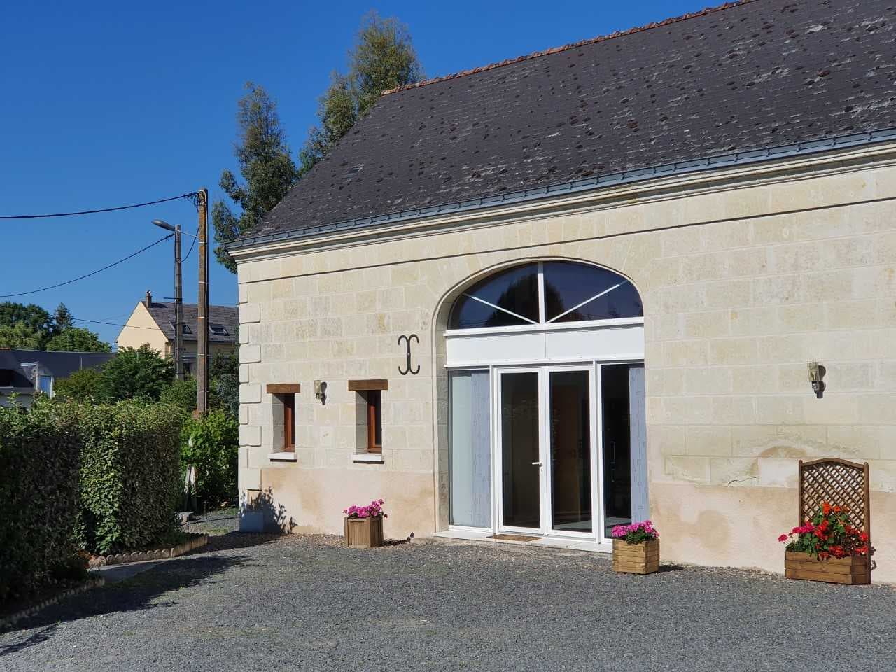 CHOUZE SUR LOIRE- LA GRANGE DE LA HURTAUDERIE