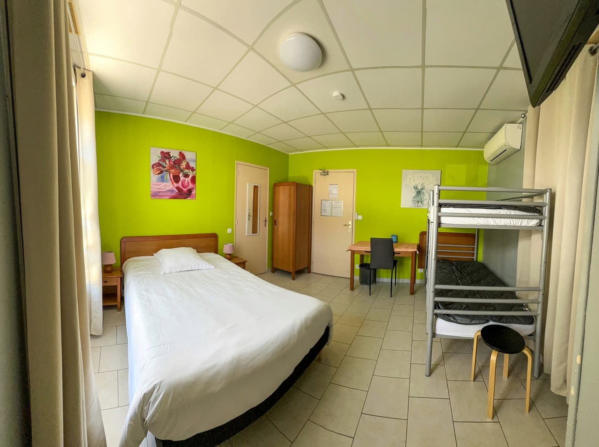 BEAUMONT EN VERON - LE PETIT LOGIS -Préto Bruno 21042033 (1)