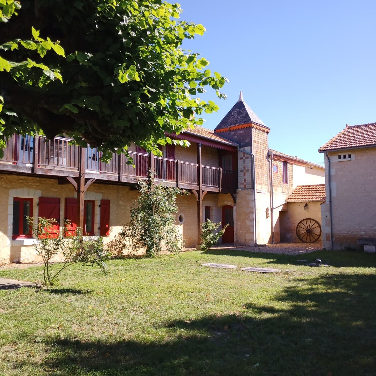 BRAYE-SOUS-FAYE-gîte Les licornes n'y voient que du bleu (8)