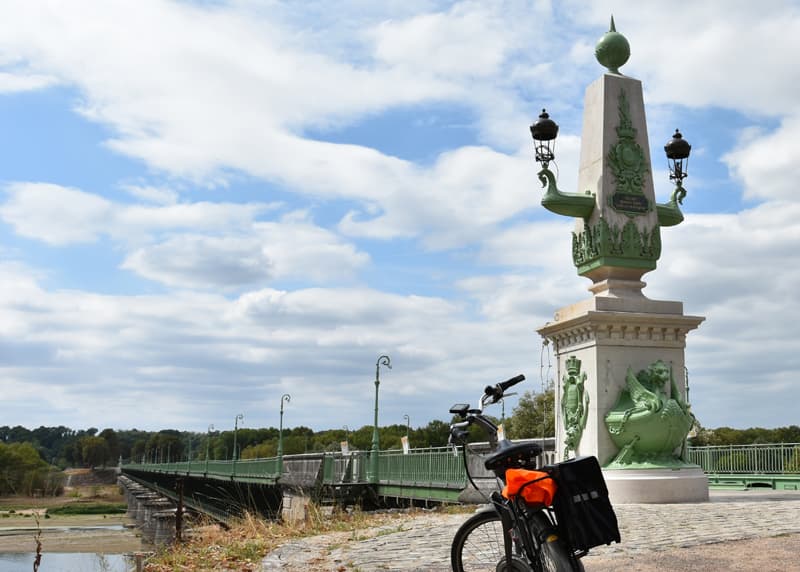 Briare - pont canal vélos - 22 août 2018 - OT Terres de loire et Canaux - IRémy (40)
