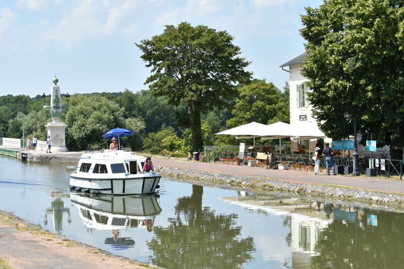 Briare---Pont-canal----15-juillet-2018---OT-Terres-de-Loire-et-Canaux---IRemy--6--3