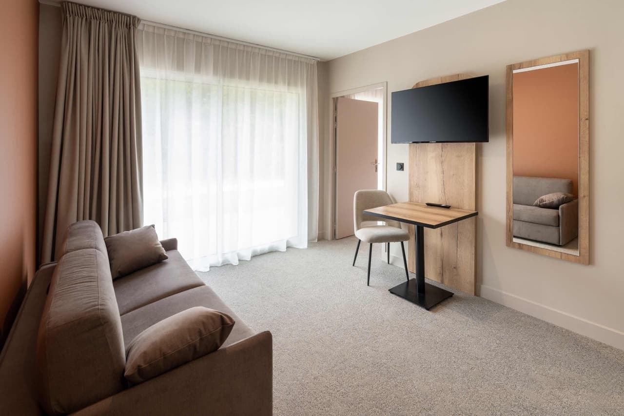 Chambre PMR Sure Hotel by Best Western Tours Sud