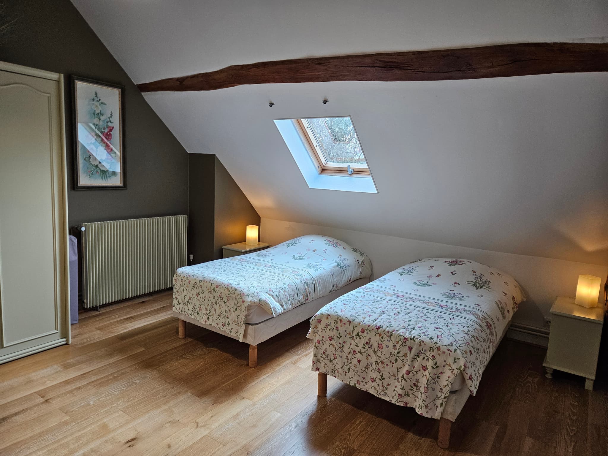 Chambre Rose trémière - 2 lits 90 cm