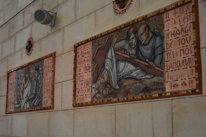 Châtillon sur Loire - Eglise St Maurice chemin de croix mosaïque- 26 juillet 2018 - OT Terres de Loire et Canaux - IRémy (17)