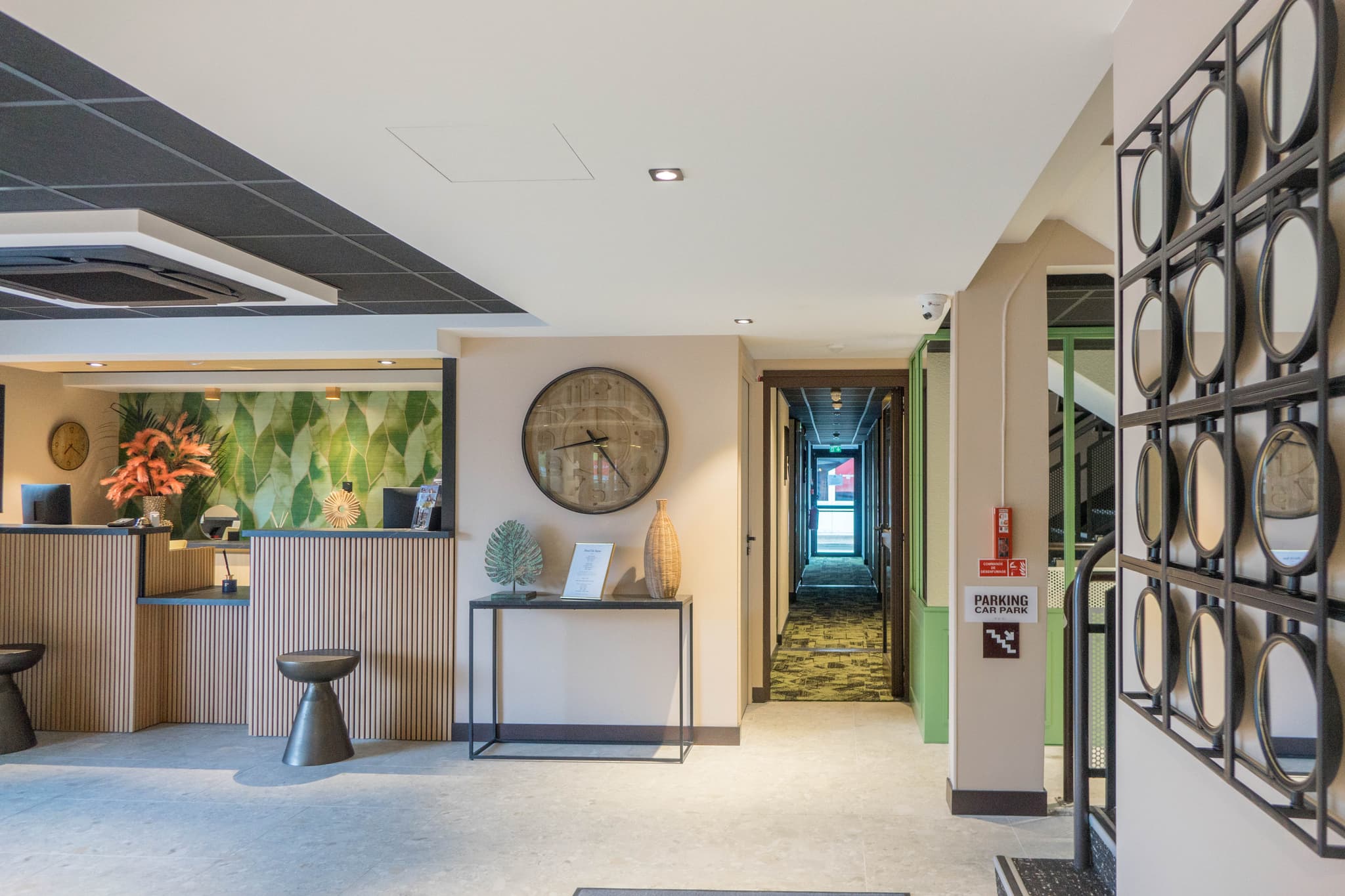 Reception hall