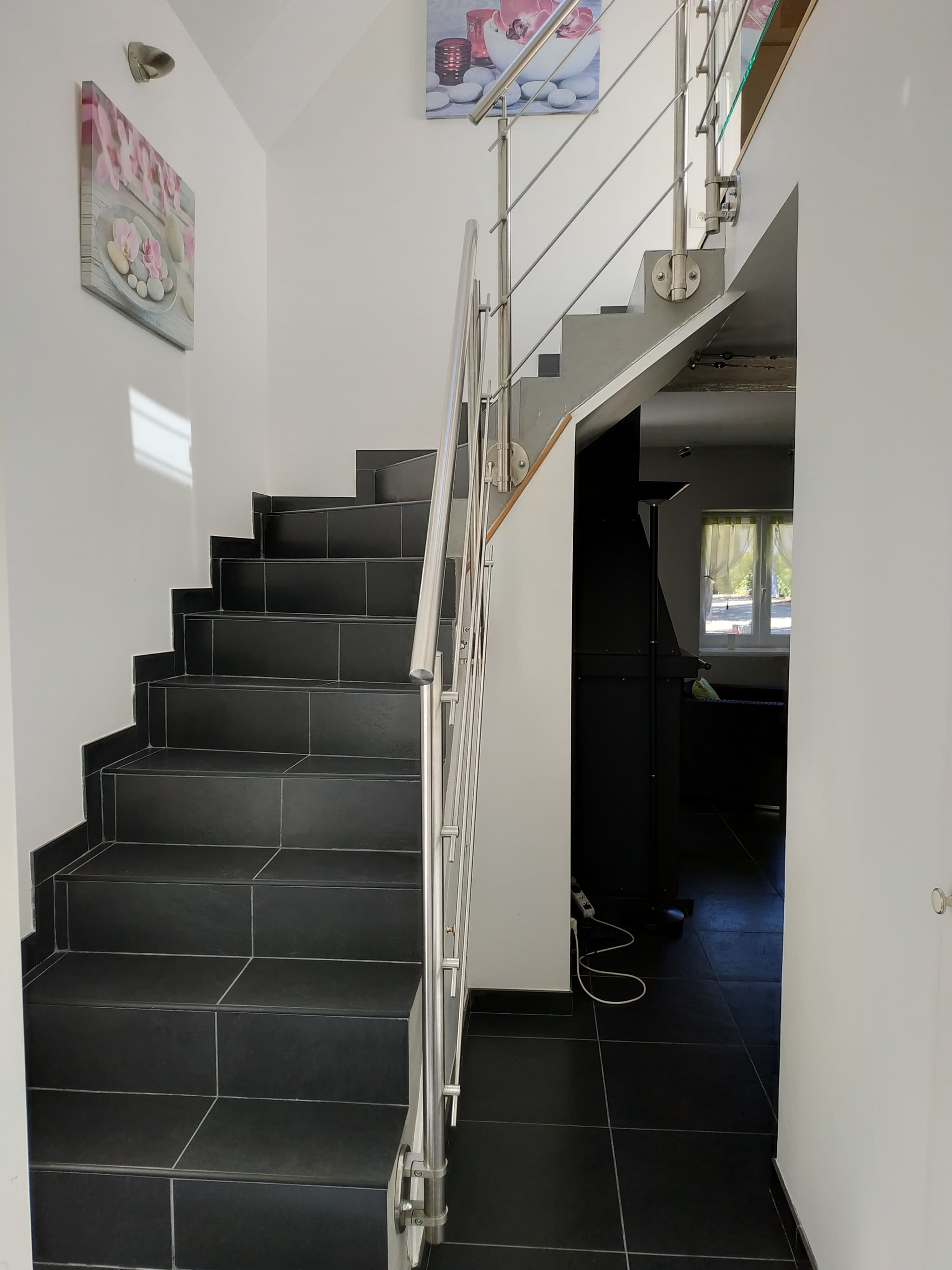 Dammarie en Puisaye -Gîte -escalier