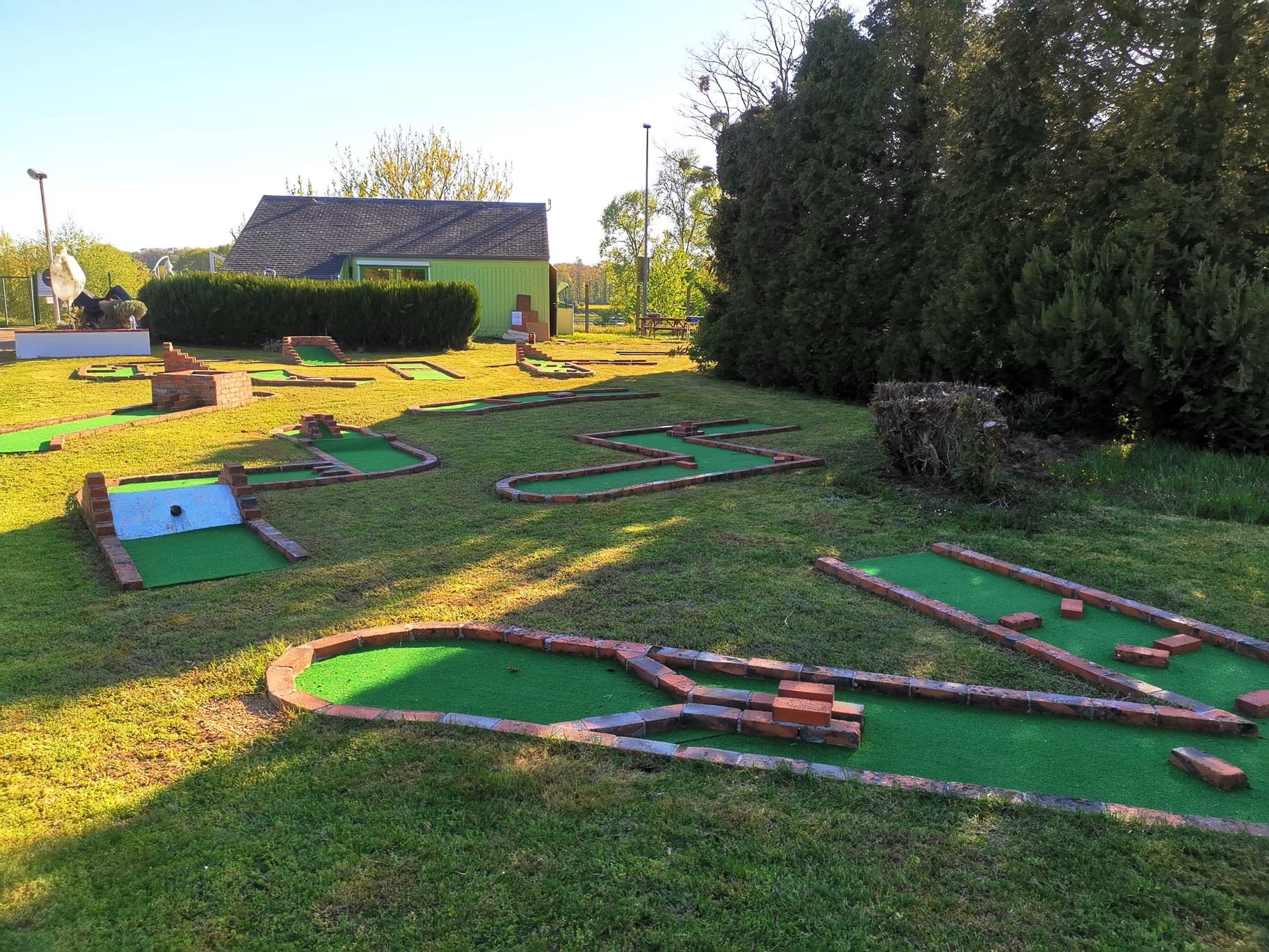 Briare - camping du Martinet - le mini golf