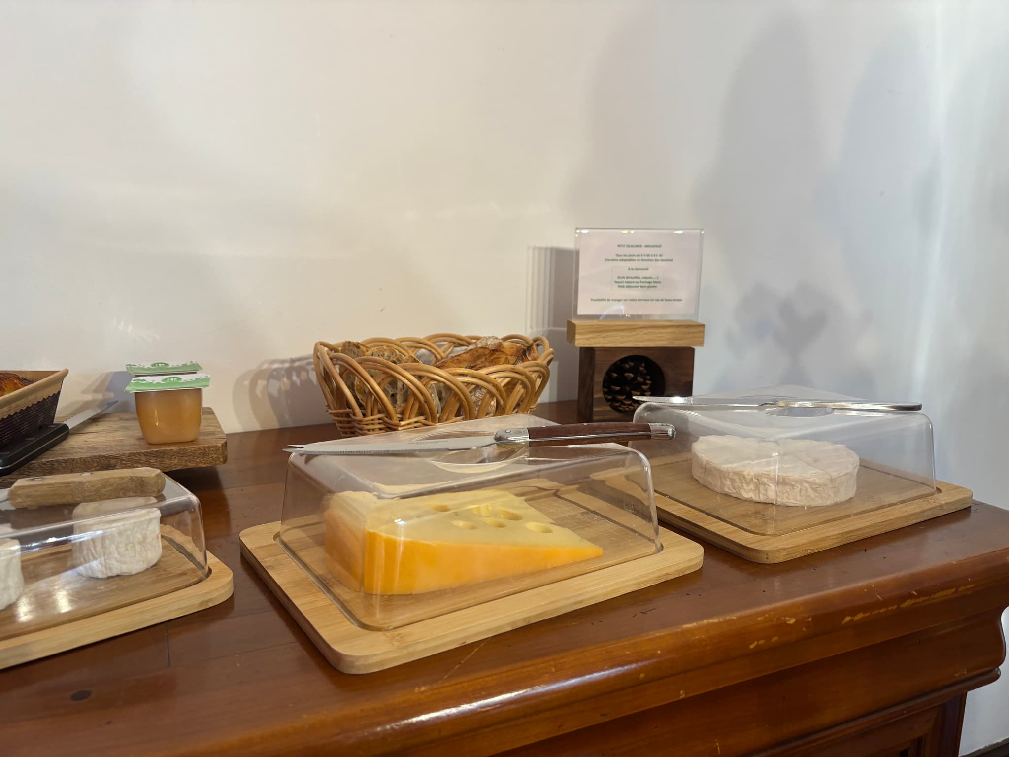 Petit-dej Les Genebruyères - Aubigny